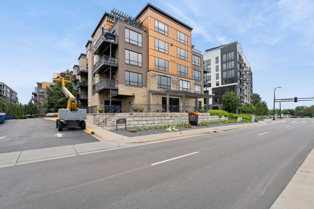 3104 W Lake Street 412, Minneapolis, MN 55416