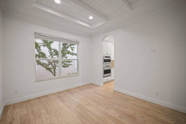 12285 Aviles Circle, Palm Beach Gardens, FL 33418