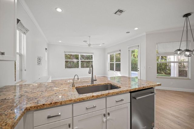 12285 Aviles Circle, Palm Beach Gardens, FL 33418