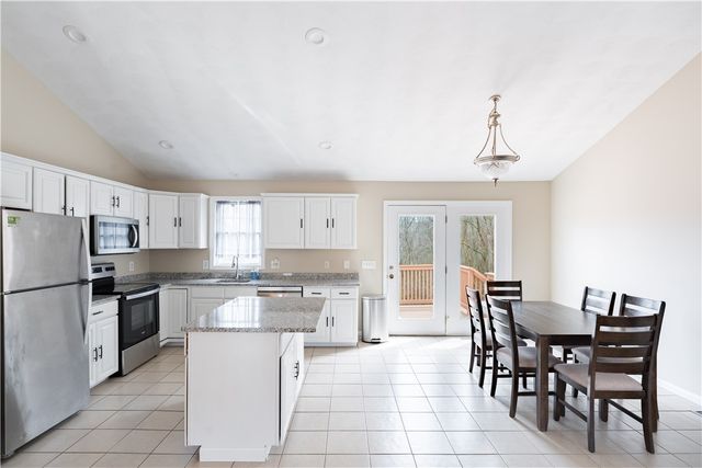 25 Belfield Drive, Johnston, RI 02919