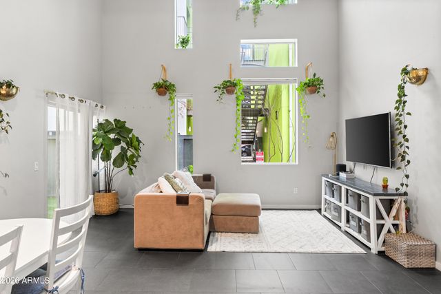 1111 W UNIVERSITY Drive 1028, Tempe, AZ 85281