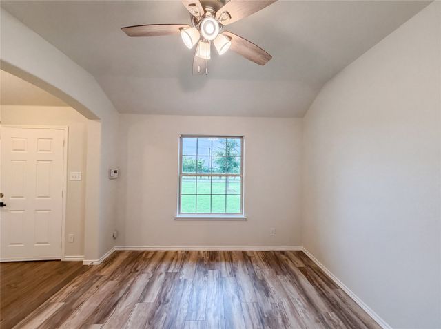 270 County Road 4213, Decatur, TX 76234