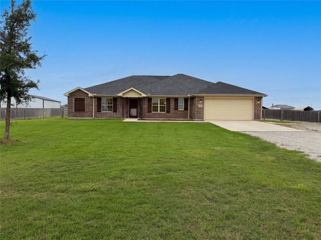 270 County Road 4213, Decatur, TX 76234
