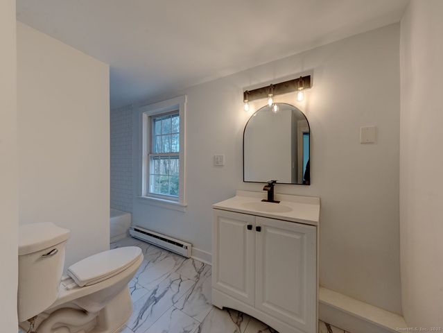 668 Middle Turnpike, Mansfield, CT 06268