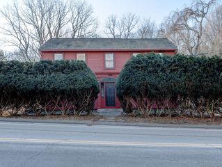 668 Middle Turnpike, Mansfield, CT 06268