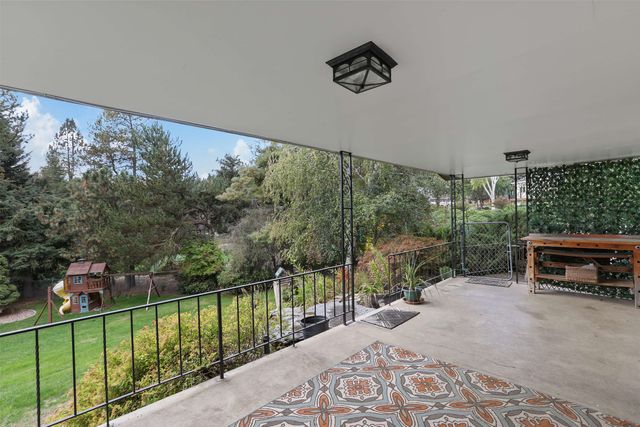 505 W Hazard Rd, Spokane, WA 99208