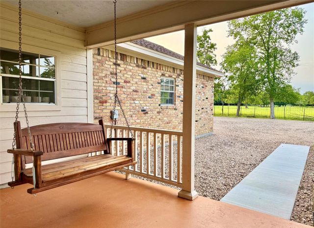 22035 Buescher Road, Tomball, TX 77377