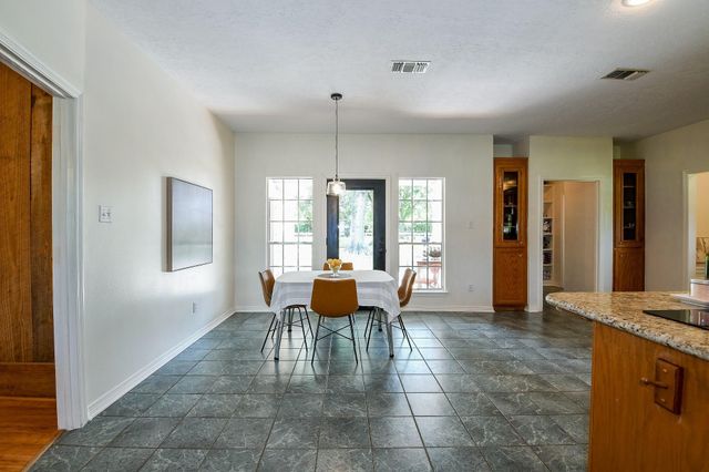 22035 Buescher Road, Tomball, TX 77377