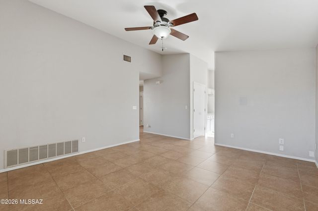 7821 S Kilbrennan Way, Tucson, AZ 85747