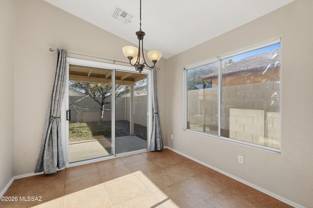 7821 S Kilbrennan Way, Tucson, AZ 85747