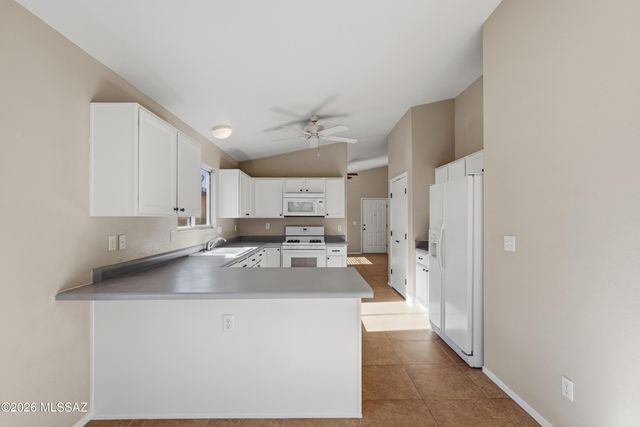 7821 S Kilbrennan Way, Tucson, AZ 85747