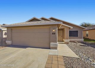 7821 S Kilbrennan Way, Tucson, AZ 85747