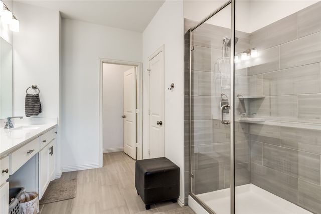 2550 Barnwood Lane, Garland, TX 75042