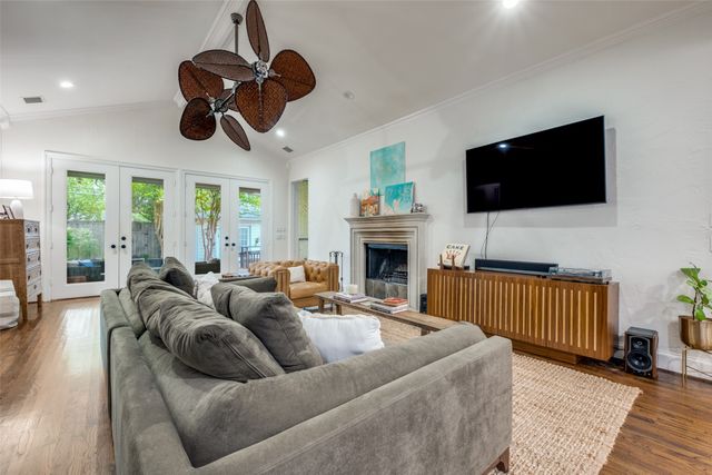 7138 Westbrook Lane, Dallas, TX 75214