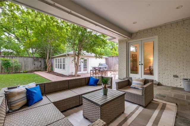 7138 Westbrook Lane, Dallas, TX 75214