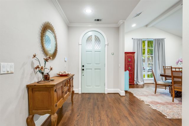 7138 Westbrook Lane, Dallas, TX 75214