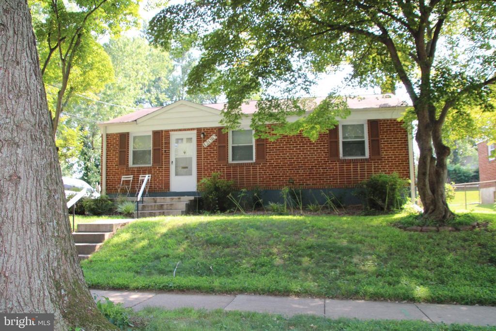 12010 ASHLEY DR SE, Rockville, MD 20852