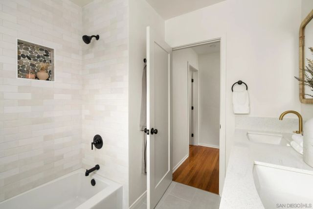 4993 February St, San Diego, CA 92110