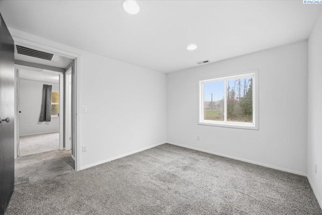 198604 E Bowles Rd, Kennewick, WA 99337