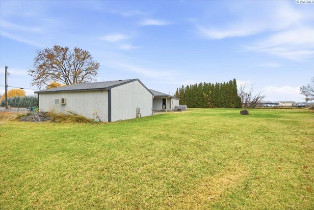 198604 E Bowles Rd, Kennewick, WA 99337