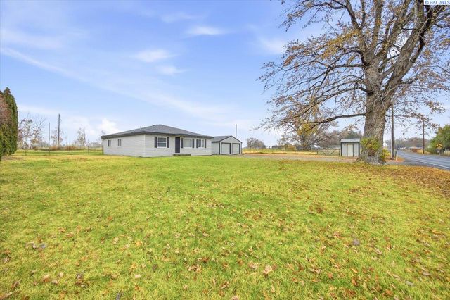 198604 E Bowles Rd, Kennewick, WA 99337