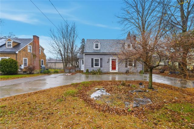 252 South Main Street, Coventry, RI 02816