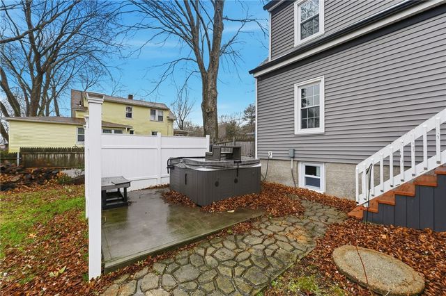 252 South Main Street, Coventry, RI 02816