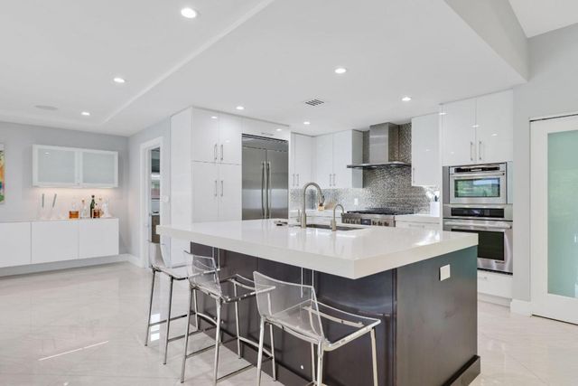 20984 Shady Vista Lane, Boca Raton, FL 33428