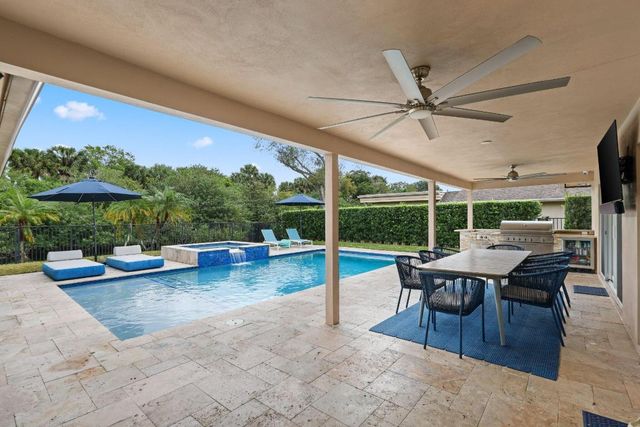 20984 Shady Vista Lane, Boca Raton, FL 33428