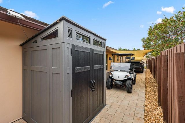 20984 Shady Vista Lane, Boca Raton, FL 33428