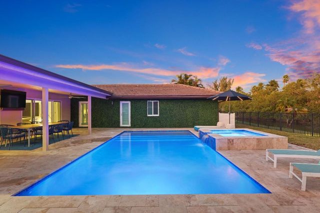 20984 Shady Vista Lane, Boca Raton, FL 33428