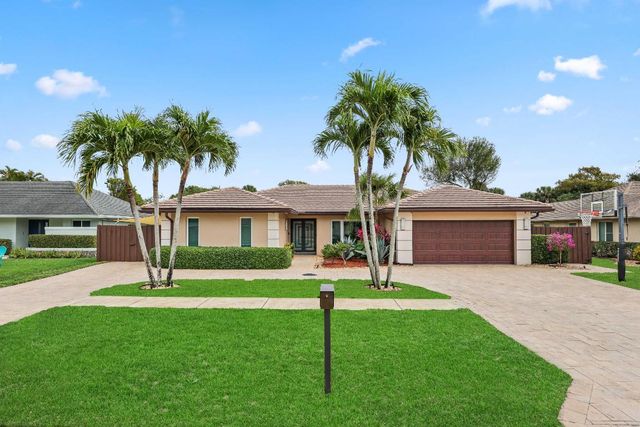 20984 Shady Vista Lane, Boca Raton, FL 33428