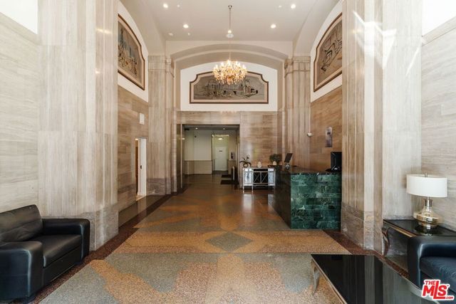 939 S Broadway 404, Los Angeles, CA 90015