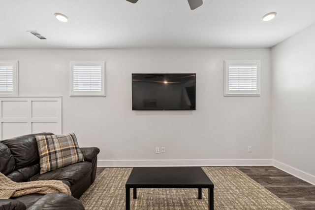 2160 Welltown Ln, Murfreesboro, TN 37128