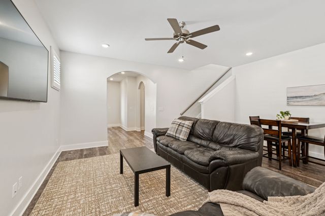 2160 Welltown Ln, Murfreesboro, TN 37128