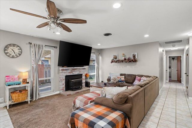 1875 Shadyside Ct, Oakdale, CA 95361