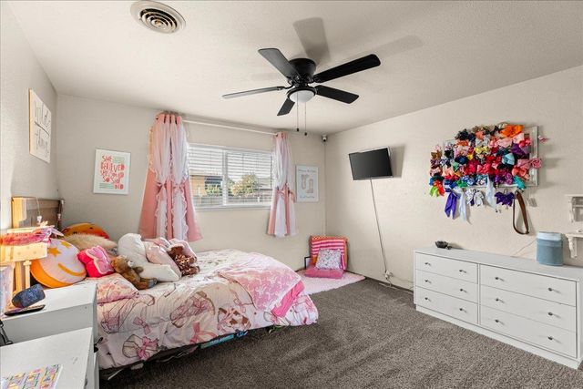 1875 Shadyside Ct, Oakdale, CA 95361