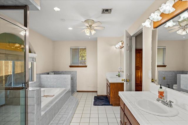 1875 Shadyside Ct, Oakdale, CA 95361