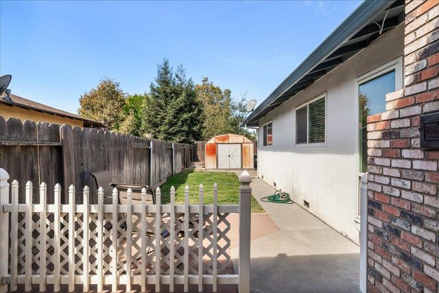 1875 Shadyside Ct, Oakdale, CA 95361