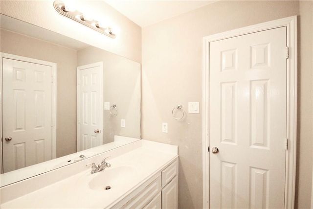 7222 Ellaview LN, Austin, TX 78759