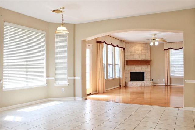 7222 Ellaview LN, Austin, TX 78759