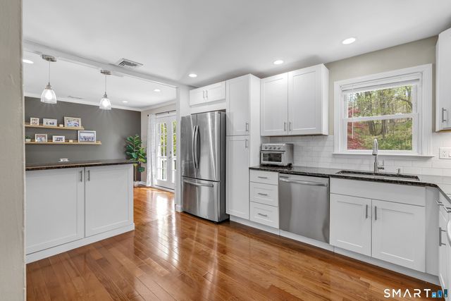 15 Imperial Drive, Norwalk, CT 06854