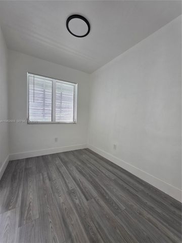 57 Esplanade Dr C, Miami Springs, FL 33166