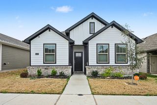 11037 Firebrush Lane, Fort Worth, TX 76108