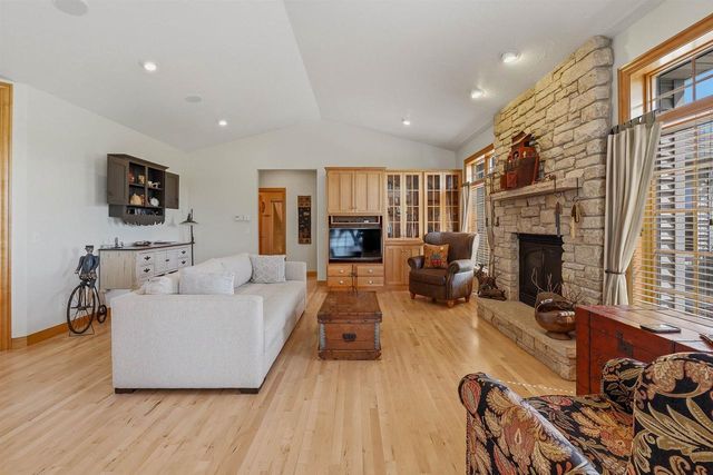 1229 WINCHESTER AVENUE, Fond Du Lac, WI 54935