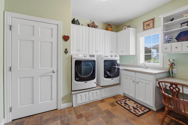 1229 WINCHESTER AVENUE, Fond Du Lac, WI 54935