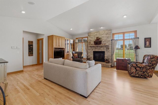 1229 WINCHESTER AVENUE, Fond Du Lac, WI 54935