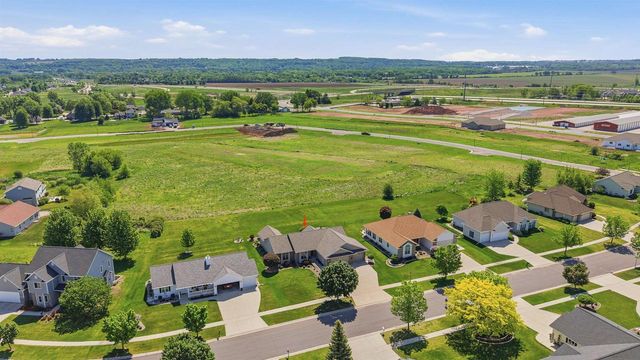 1229 WINCHESTER AVENUE, Fond Du Lac, WI 54935
