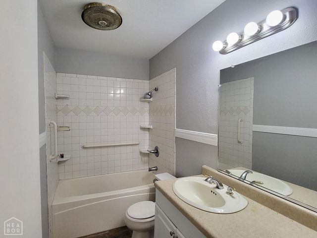 1815 W College Boulevard, Jonesboro, AR 72401