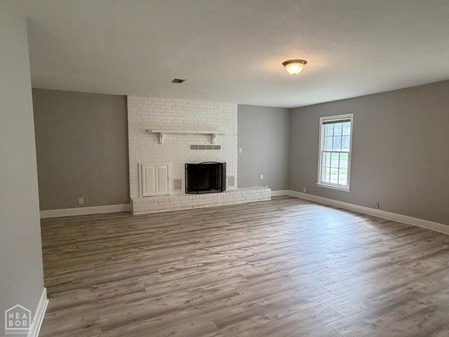 1815 W College Boulevard, Jonesboro, AR 72401